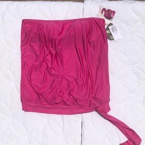 BNWT Athena swim top Size 6